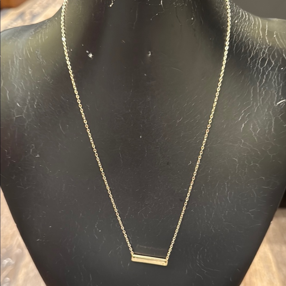 Elegant Gold Bar Necklace